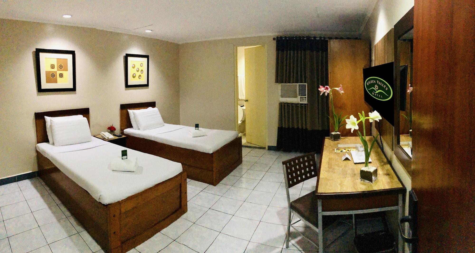 Golden Valley Hotel Себу Экстерьер фото